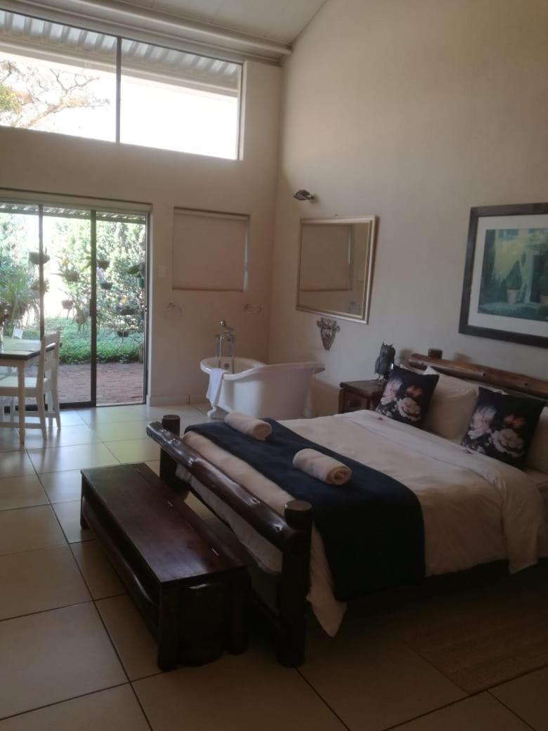 Tzaneen White House Lodge Bagian luar foto
