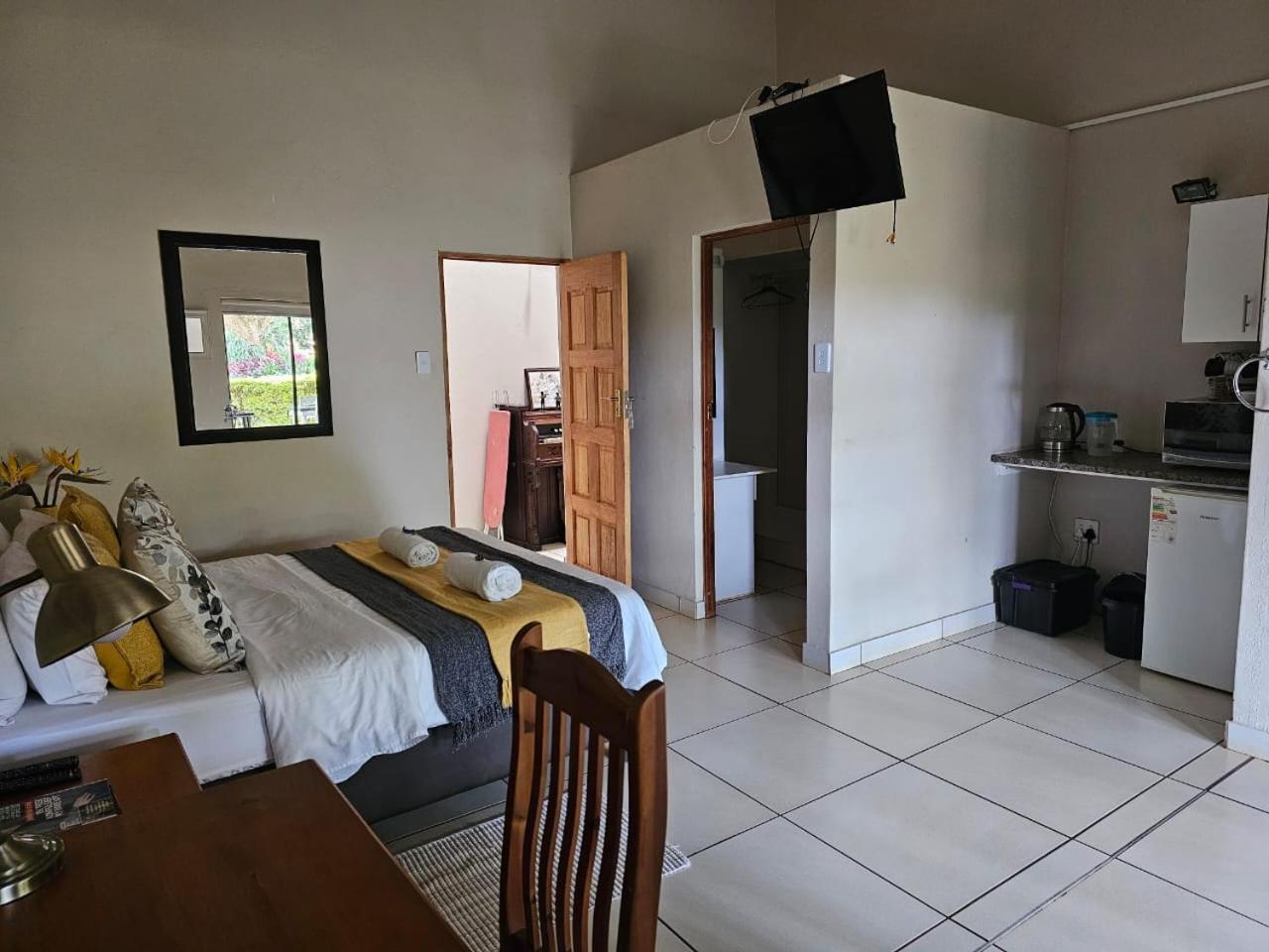 Tzaneen White House Lodge Bagian luar foto